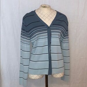 Croft & Barrow Size Medium Button Down Sweater Cardigan Shades of Gray